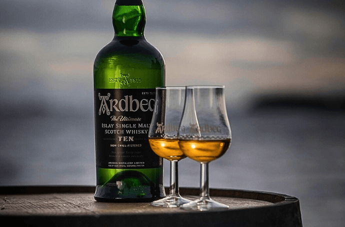 ARDBEG 10YO THE ULTIMATE WHISKY I KIELICHY